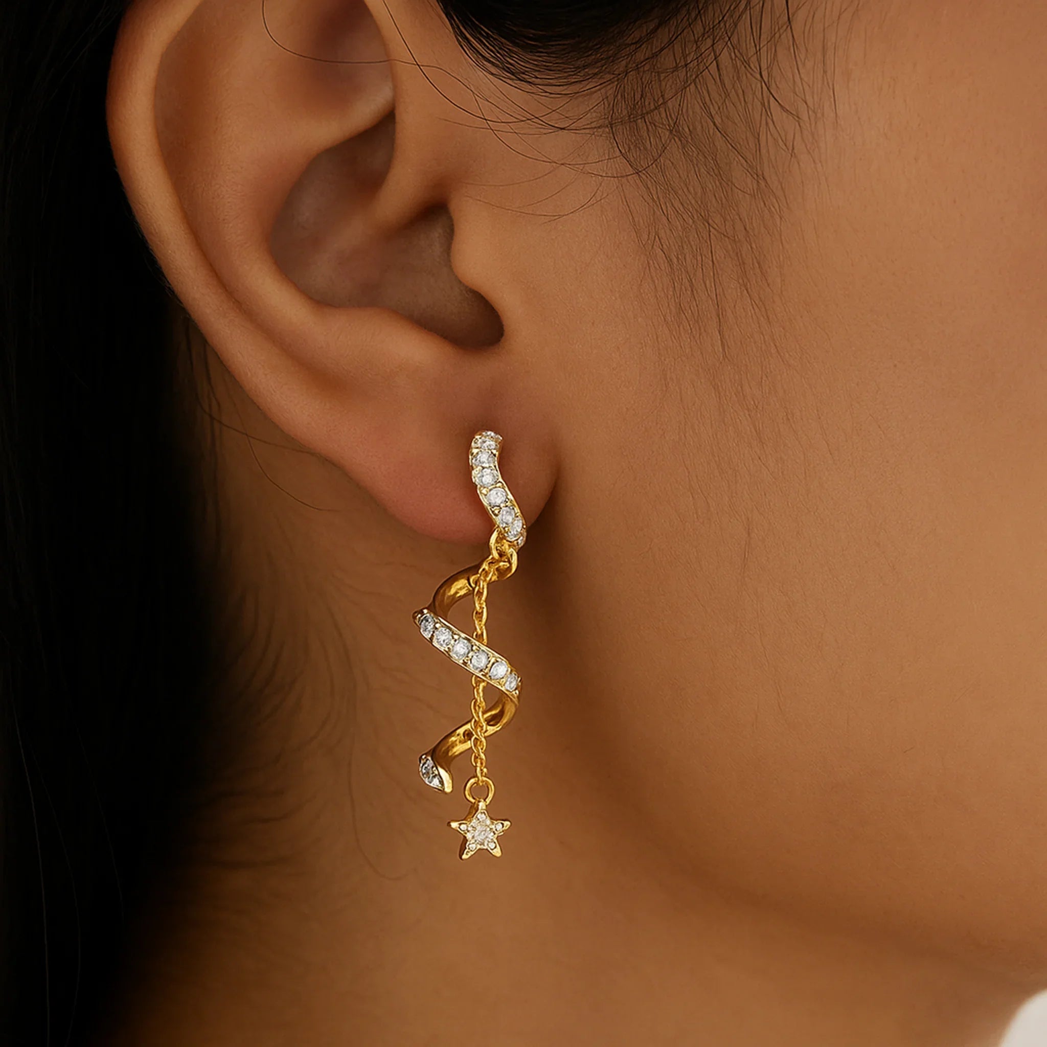 Shimmering Swirl Star Earrings | 925 Silver Earring 18k Gold Plated